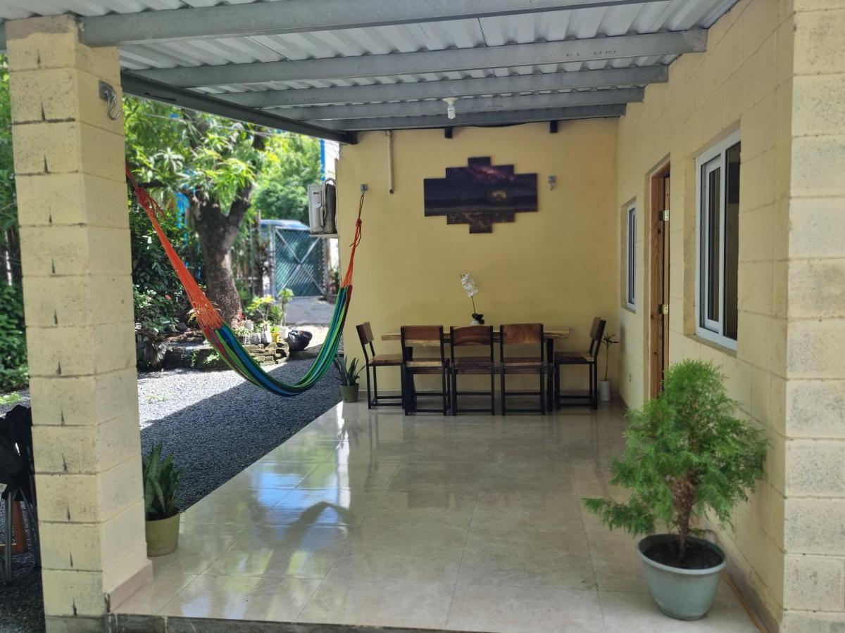 Hostal Camila'S Tamanique Exterior foto